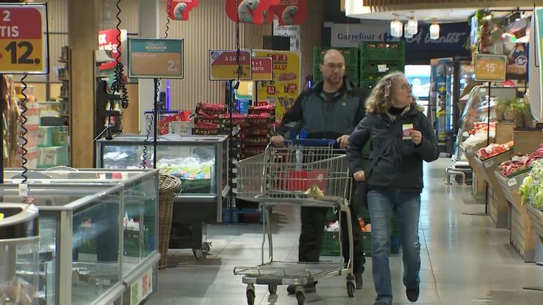 De plus en plus de supermarchés ouvrent leurs portes le dimanche