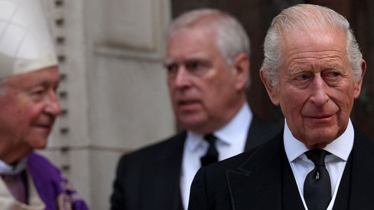 Affaire Epstein : "La justice doit suivre son cours", dit le roi Charles III après l'arrestation d'Andrew