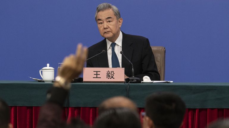 Guerre au Moyen-Orient : "Mieux vaut négocier que s'affronter", dit un ministre chinois à son homologue iranien