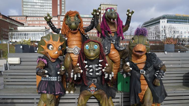 Des dinosaures qui initient les enfants au metal !