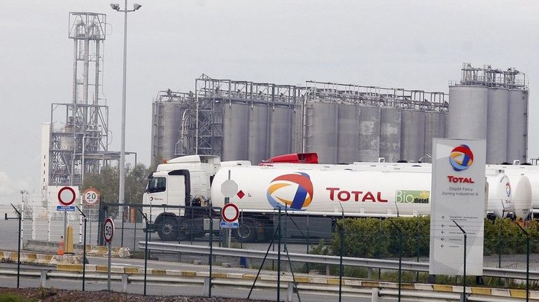 Feluy : 29 postes supprimés chez Total Energies Petrochemicals, l'entreprise externalise sa logistique