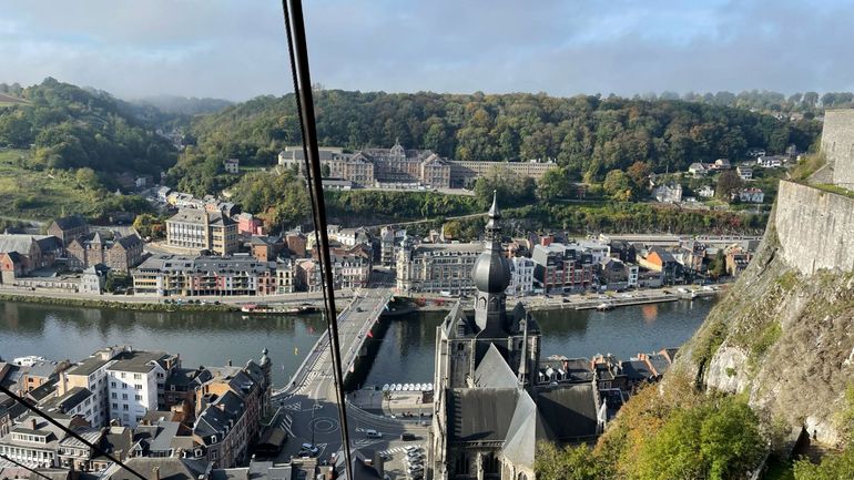 Le téléphérique de Dinant fermé pour de "nombreux mois" Le téléphérique de Dinant fermé pour de "nombreux mois"