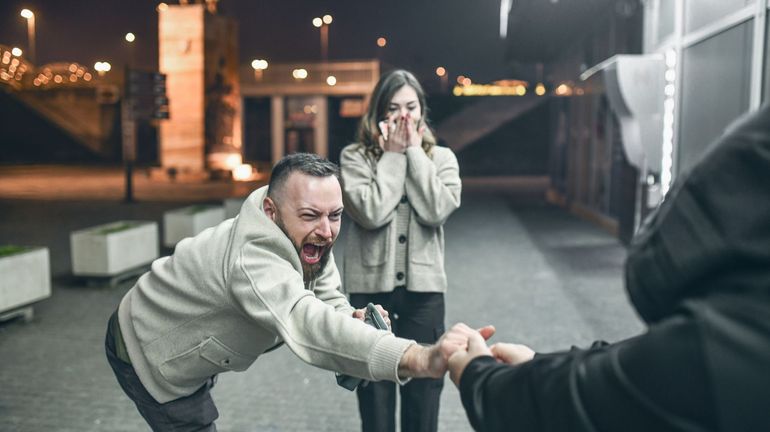 Témoin d'une agression : quand et comment réagir ?