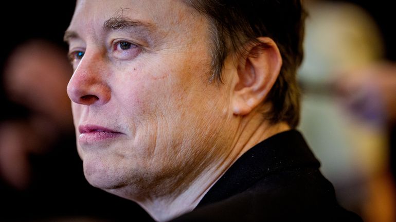 Elon Musk estime que l'Union européenne devrait être "abolie", après l’amende de 120 millions d’euros imposée au réseau X Elon Musk estime que l'Union européenne devrait être "abolie", après l’amende de 120 millions d’euros imposée au réseau X