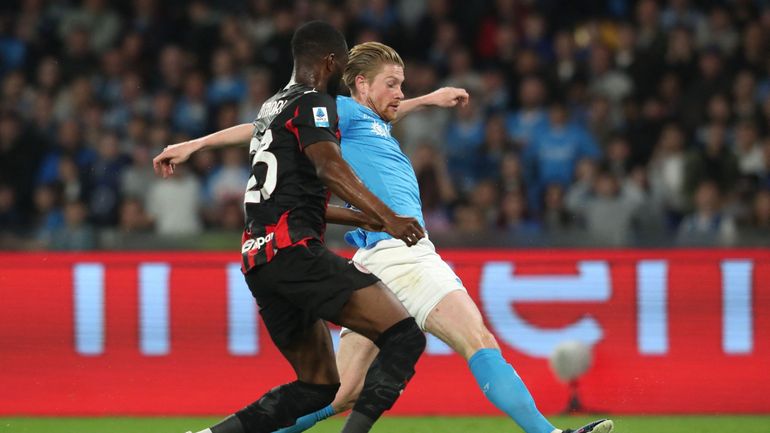 Naples émerge 1-0 face à l’AC Milan et lui prend la 2e place en Serie A