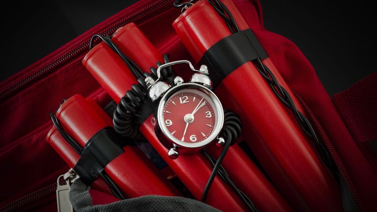Des centaines de fausses alertes à la bombe envoyées à des écoles du Royaume-Uni, d'Hongrie et de Serbie