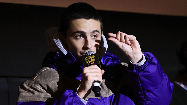 Timothée Chalamet est-il EsDeeKid ? L’acteur lève le mystère sur la rumeur en rappant