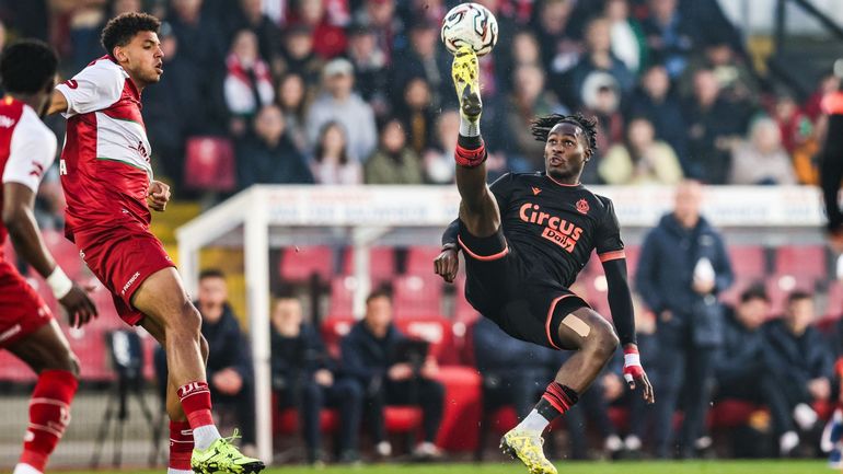 Le Standard s'impose sur le fil à Zulte Waregem et peut encore rêver des playoffs 1