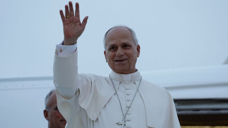 "Ce n'est qu'un au revoir" : le Pape Léon XIV quitte la France après une visite historique de quatre jours