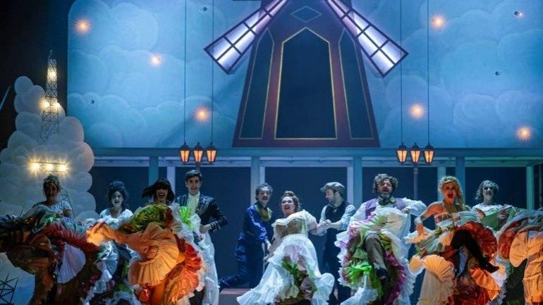 "Paris Cancan" : pour les fêtes, pénétrez dans les coulisses du Moulin Rouge au Théâtre Royal du Parc