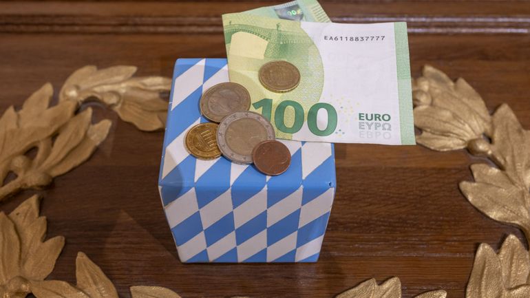 Richesse ou pauvreté : lequel est le plus scandaleux ?