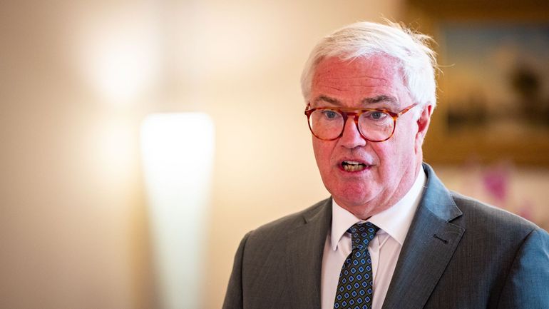 Asile et migration : le gouverneur de Flandre occidentale demande de fermer la frontière française pour lutter contre le trafic d'êtres humains