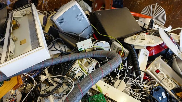 18 millions de smartphones dorment dans nos placards, mais leur recyclage est une vraie nécessité