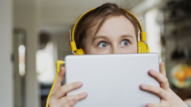 Toxicité des casques audio : "La sécurité devrait être un standard, pas un fardeau pour le consommateur"