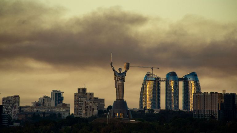 Guerre en Ukraine : une frappe russe vise une chaîne de télévision créée au début de l'invasion, cinq personnes blessées