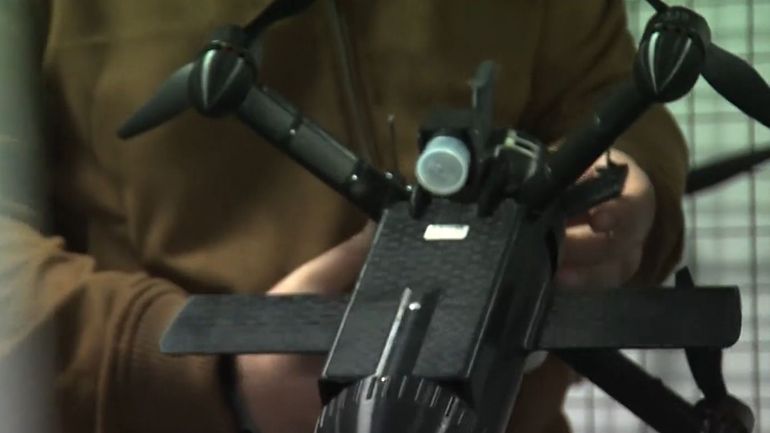 Guerre en Ukraine : comment les Ukrainiens fabriquent des drones clandestinement