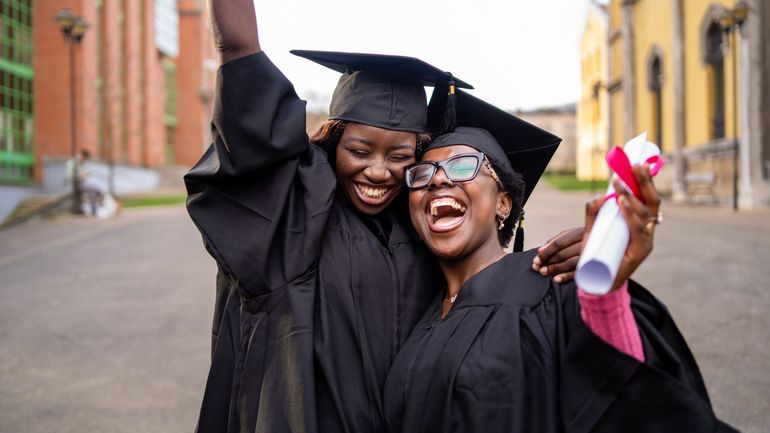 Les femmes toujours plus nombreuses à décrocher un diplôme de l'enseignement supérieur