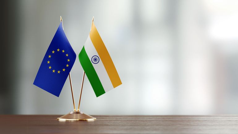 Après plus de vingt ans de discussions, l'Inde et l'Union européenne concluent un accord de libre-échange "historique"