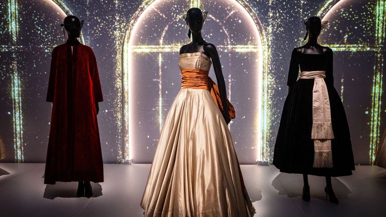 La secrète collection Dior du couturier franco-tunisien Azzedine Alaïa enfin révélée à Paris La secrète collection Dior du couturier franco-tunisien Azzedine Alaïa enfin révélée à Paris