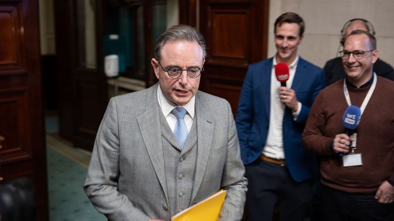 Avoirs russes gelés : tous les regards de l'Europe braqués sur Bart De Wever Avoirs russes gelés : tous les regards de l'Europe braqués sur Bart De Wever