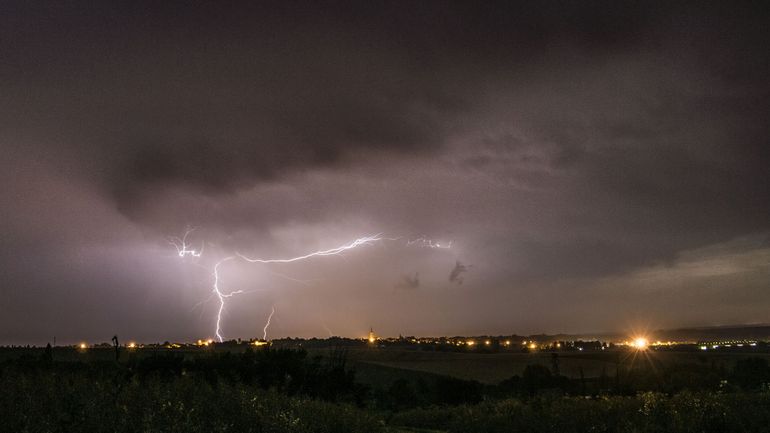 Les orages ont secoué la Belgique : un mort, plusieurs blessés et des dégâts sont à déplorer