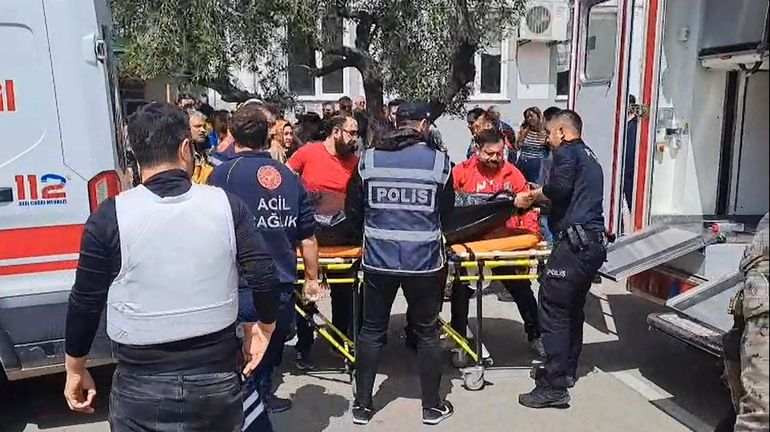 Fusillade dans une école en Turquie : le bilan revu à la hausse fait état de 9 morts et 13 blessés