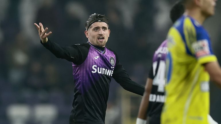 Bertaccini voudrait voir un Anderlecht plus "tueur": "On transpire jusqu’au bout, on doit améliorer ce point-là" Bertaccini voudrait voir un Anderlecht plus "tueur": "On transpire jusqu’au bout, on doit améliorer ce point-là"