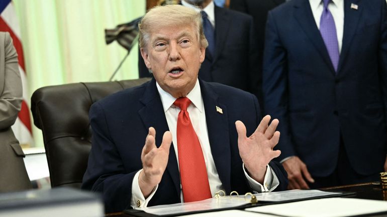 Levée du blocus du détroit d'Ormuz, nucléaire, indemnisations et avoirs gelés : que contient l'accord entre les Etats-Unis et l'Iran ?