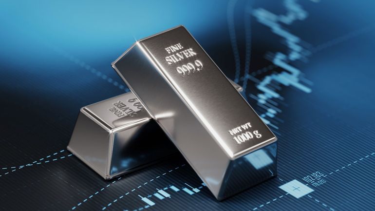 L'argent plus fort que l'or : le métal blanc vole de record en record depuis 2025