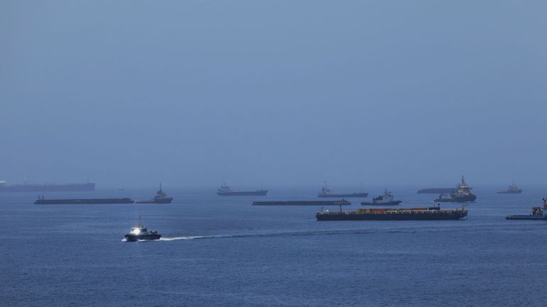 Guerre au Moyen-Orient : les États-Unis reprennent leurs frappes contre l'Iran et rétablissent le blocus de ses ports