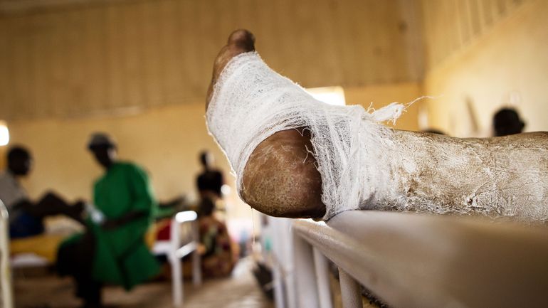 Une frappe des paramilitaires fait des dizaines de morts dont des enfants dans une école et un hôpital au Soudan Une frappe des paramilitaires fait des dizaines de morts dont des enfants dans une école et un hôpital au Soudan