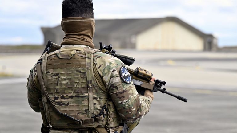 Considérés comme une menace pour la sécurité nationale, certains militaires belges infidèles pourraient perdre leur emploi