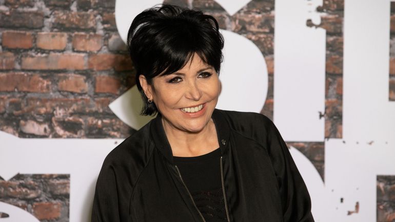 Liane Foly explique pourquoi elle tenait à reprendre "La vie ne m’apprend rien" de Daniel Balavoine, contre l’avis de sa maison de disques Liane Foly explique pourquoi elle tenait à reprendre "La vie ne m’apprend rien" de Daniel Balavoine, contre l’avis de sa maison de disques