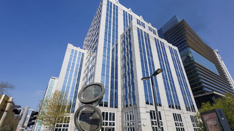 Avoirs russes : comment garantir la stabilité financière de l’Ukraine sans remettre en cause celle de la Belgique ? Avoirs russes : comment garantir la stabilité financière de l’Ukraine sans remettre en cause celle de la Belgique ?