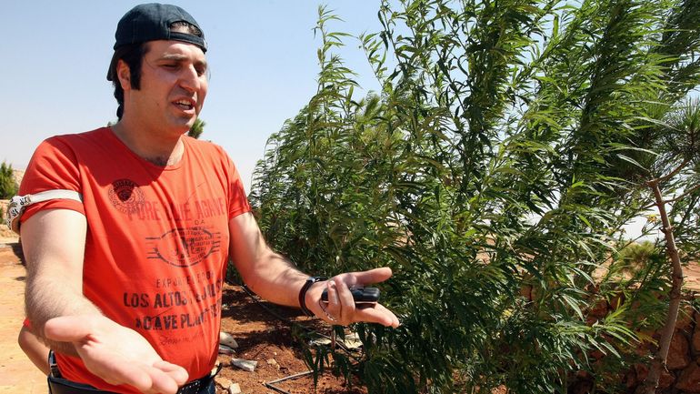 Liban : l’armée arrête le principal baron de la drogue, Nouh Zaïter, surnommé le "Pablo Escobar" du Liban Liban : l’armée arrête le principal baron de la drogue, Nouh Zaïter, surnommé le "Pablo Escobar" du Liban