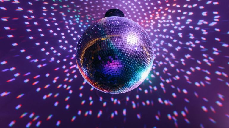 Frasnes-lez-Anvaing : une "rave-party" en cours depuis vendredi soir à Arc-Wattripont, une plainte introduite