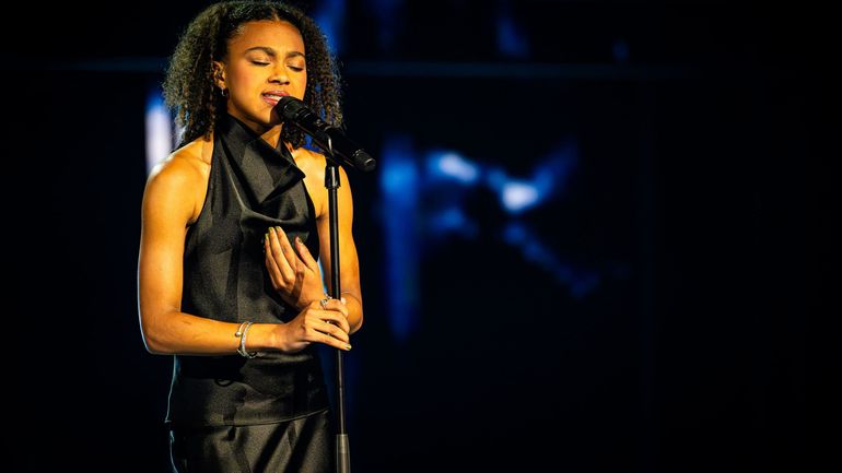 Mealyah déploie toute sa puissance sur “Anyone” de Demi Lovato dans la finale de The Voice Kids Mealyah déploie toute sa puissance sur “Anyone” de Demi Lovato dans la finale de The Voice Kids