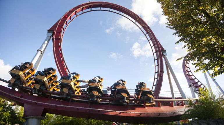 Parcs d'attractions : pourquoi ce marché attire toujours plus d'investisseurs ?