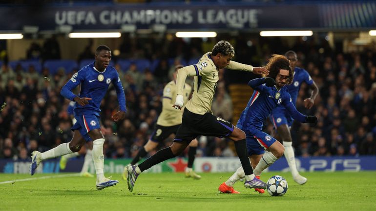 Un Chelsea survolté triomphe de Barcelone dans le choc de la 5e journée en Ligue des Champions Un Chelsea survolté triomphe de Barcelone dans le choc de la 5e journée en Ligue des Champions