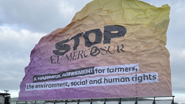 Action anti-Mercosur à l’aéroport de Liège : "Les agriculteurs se trompent de cible", déplore Liege Airport