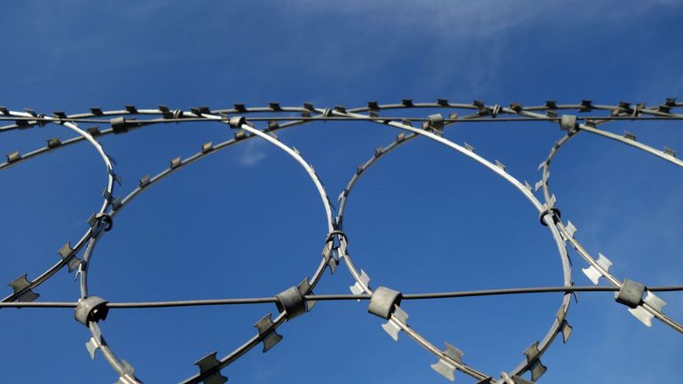 Valentin Stefanovitch, ancien prisonnier politique en Biélorussie témoigne : "On se croirait à l'époque de Staline, c'est de la torture"