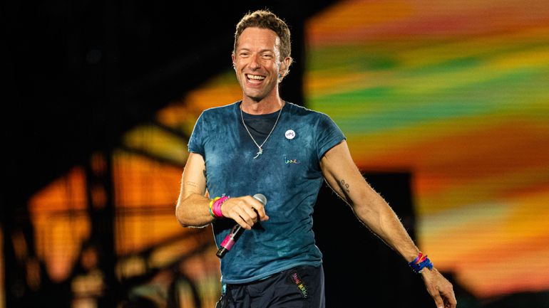 Coldplay dévoile "In-Between", un court-métrage sur la crise des réfugiés avec des titres de "Moon Music"