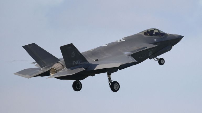 Deux avions de chasse néerlandais ont décollé après la détection d'un drone Deux avions de chasse néerlandais ont décollé après la détection d'un drone