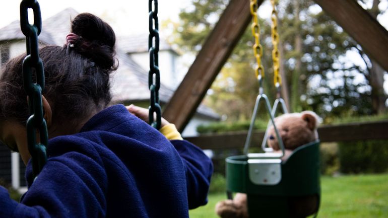 Adoptés et victimes d’incestes : la douloureuse et lente reconnaissance d’une violence quotidienne