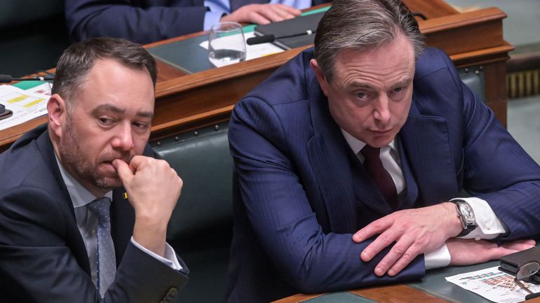 La revue de presse : "La Belgique est incapable de gérer une crise majeure"