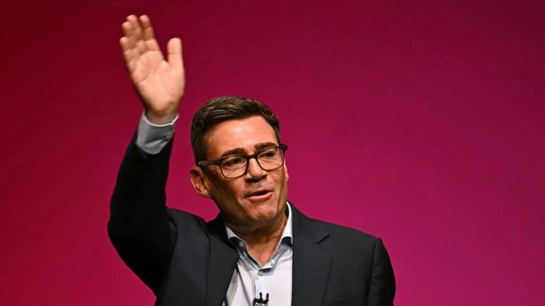 Le Premier ministre britannique évoque l'option d'un retour du Royaume-Uni dans l'UE : "Welcome back", répond Macron