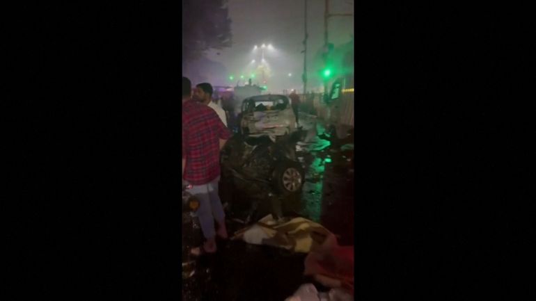 Inde : une voiture explose au coeur de la capitale New Dehli et tue huit personnes