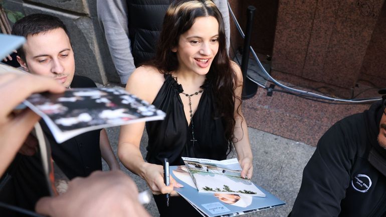 Rosalía, Beyoncé, The Weeknd… Pourquoi les versions vinyles diffèrent-elles parfois des albums en streaming ?