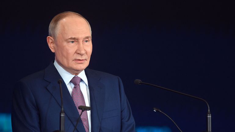 Guerre en Ukraine : les sanctions américaines "sérieuses" mais sans "impact significatif" sur la Russie, estime Poutine