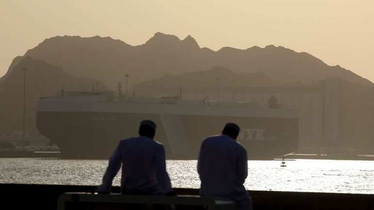 Un navire tentait de rejoindre l'Iran malgré le blocus : les États-Unis ouvrent le feu